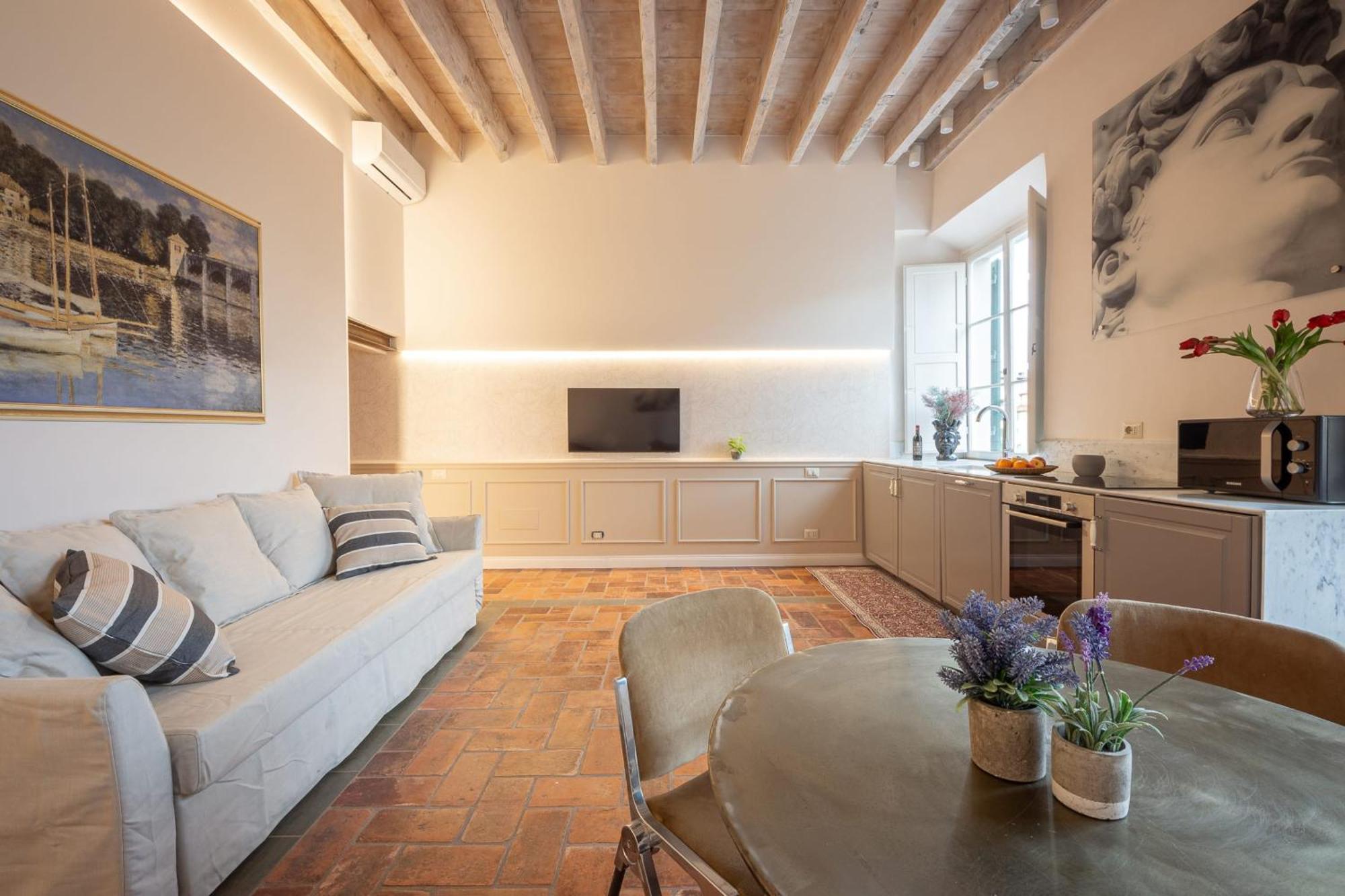 Apartamento Ognissanti Nest-hosted By Sweetstay Florencia